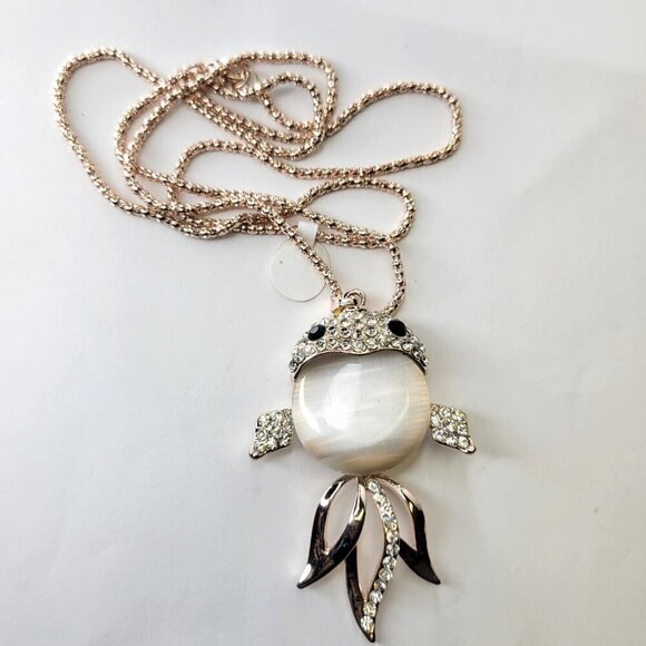 Fish Pendant Necklace - Picture 2 of 12